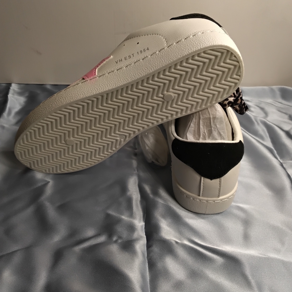 Vintage Havana Women's Sneakers with Pink Star and Leopard Laces - Picture 4 of 6